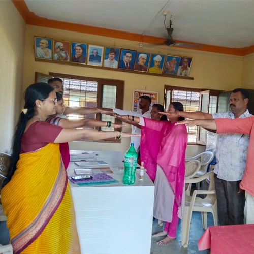 संविधान दिन साजरा केला